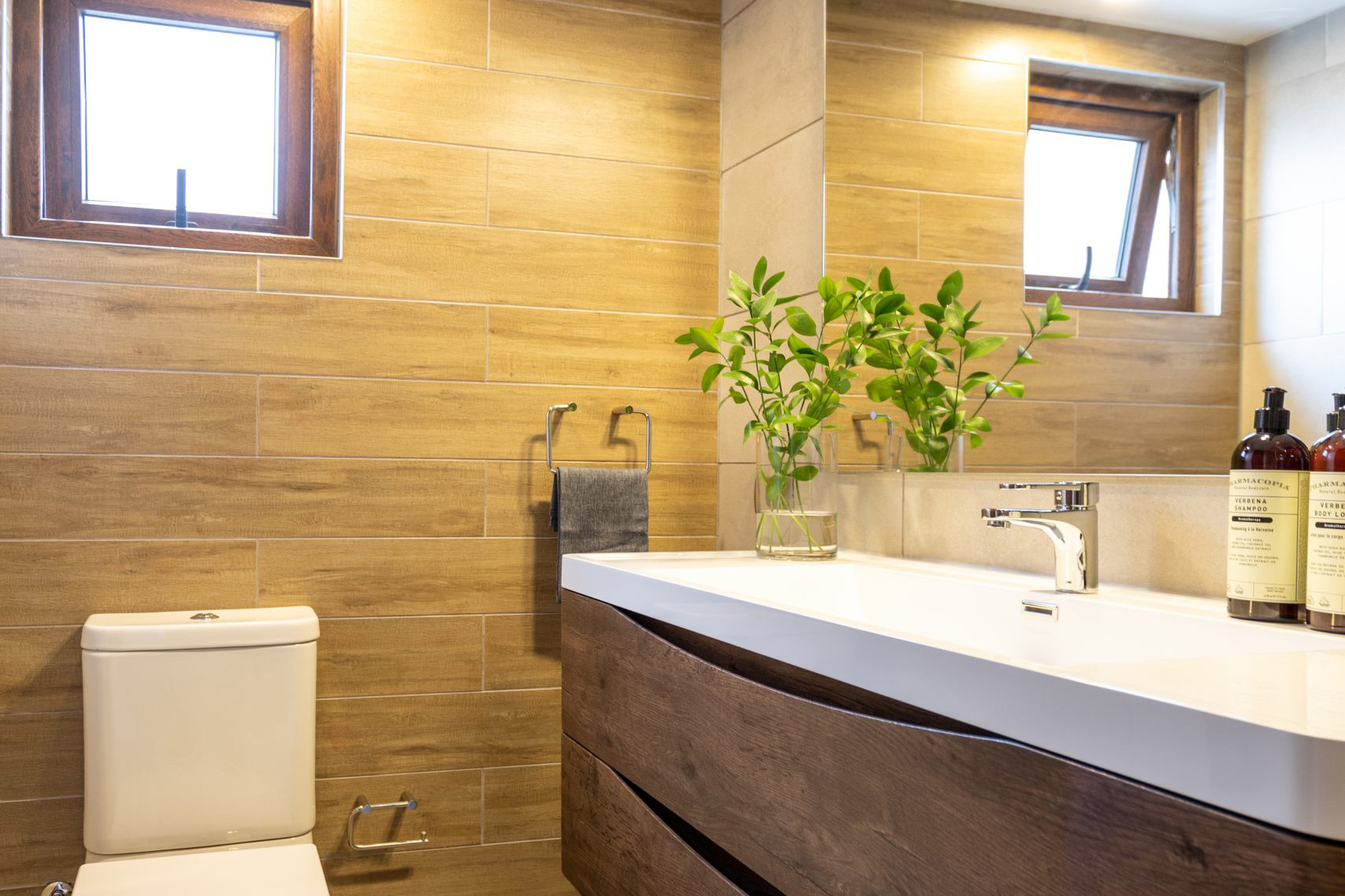 Suite-Terraza_Bano_DSC00799-52-scaled